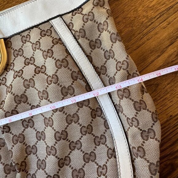 GUCCI GG Canvas Crossbody Abbey Bag - Picture 12 of 14